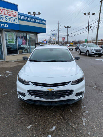 2018 Chevrolet Malibu for sale at National Auto Sales Inc. in Warren MI