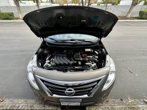 2017 Nissan Versa 1.6 SV