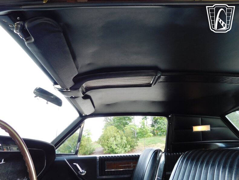 1966 Ford Thunderbird