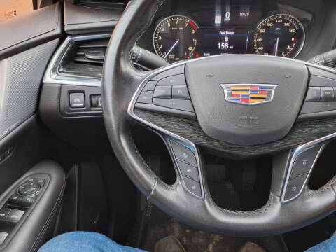 2023 Cadillac XT5 Premium Luxury