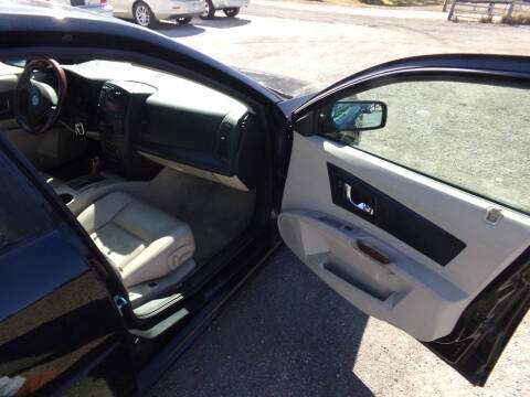 2004 Cadillac CTS