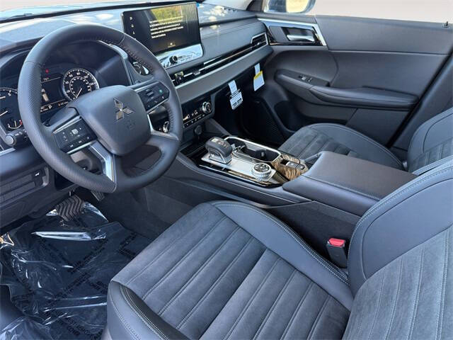 2025 Mitsubishi Outlander Trail Edition