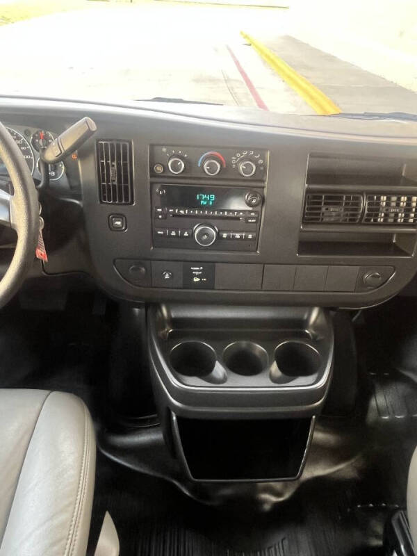 2014 Chevrolet Express 2500