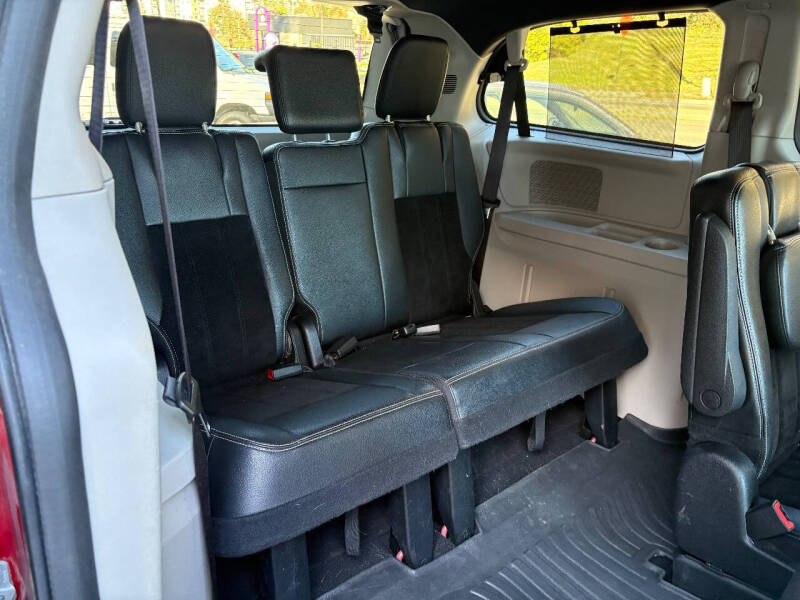 2016 Dodge Grand Caravan SXT Plus