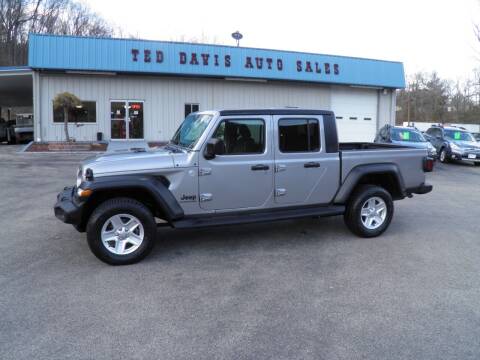 2020 Jeep Gladiator for sale at Ted Davis Auto Sales in Riverton WV