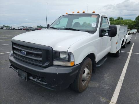 2002 Ford F-350 Super Duty for sale at Virginia Auto Mall in Woodford VA