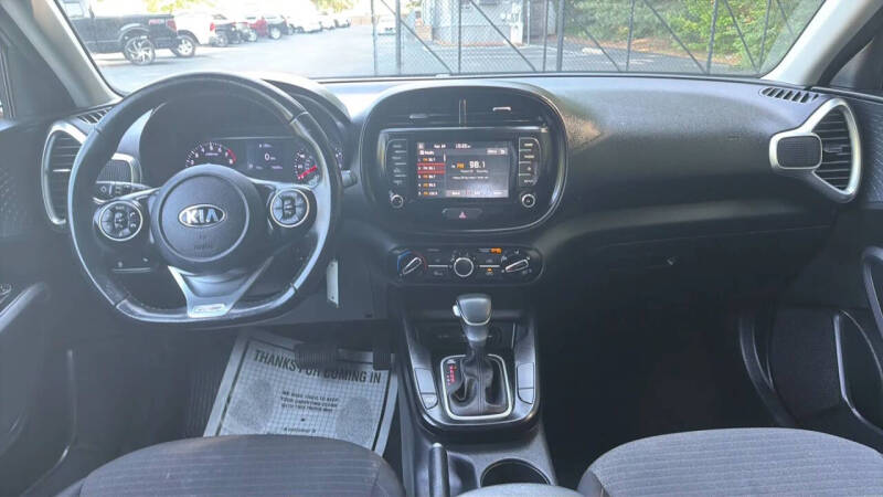 2021 Kia Soul GT-Line
