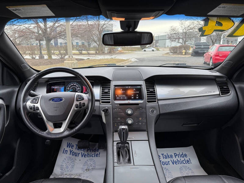 2014 Ford Taurus SEL