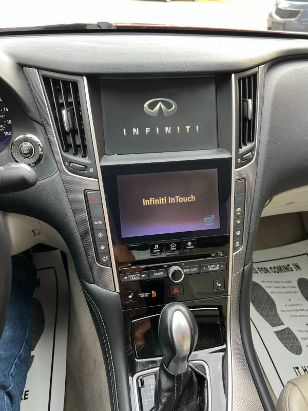 2014 Infiniti Q50 Premium