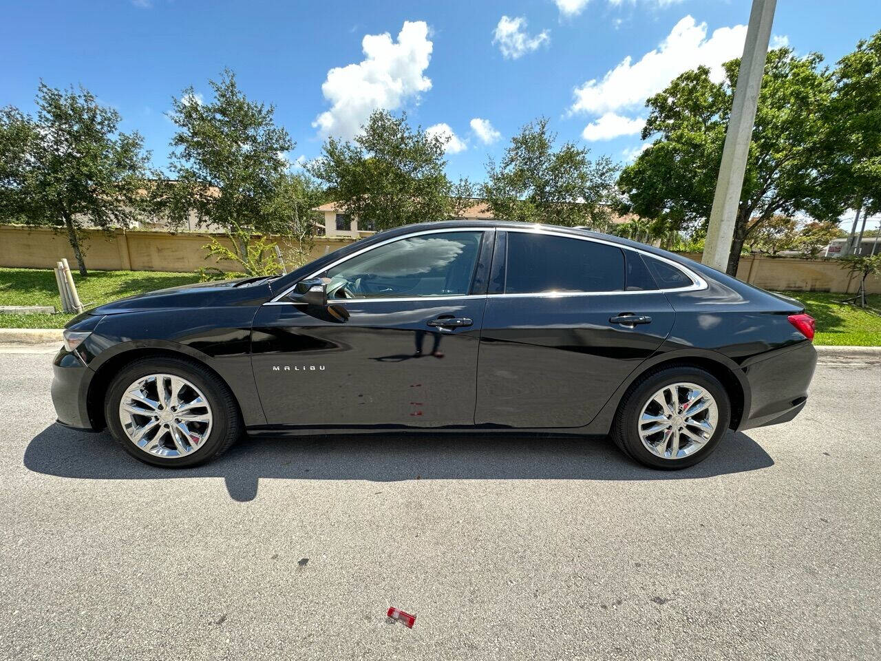 2017 Chevrolet Malibu  - $10,999