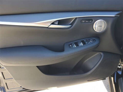 2025 Infiniti QX50 Luxe