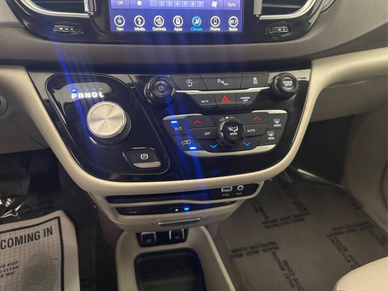 2018 Chrysler Pacifica Touring L Plus