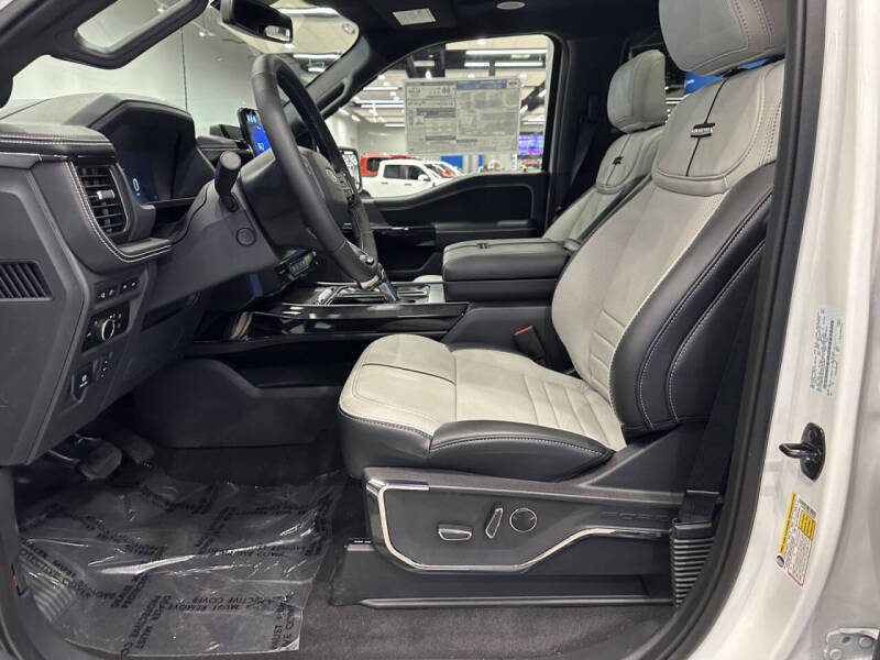 2023 Ford F-150 Lightning XLT