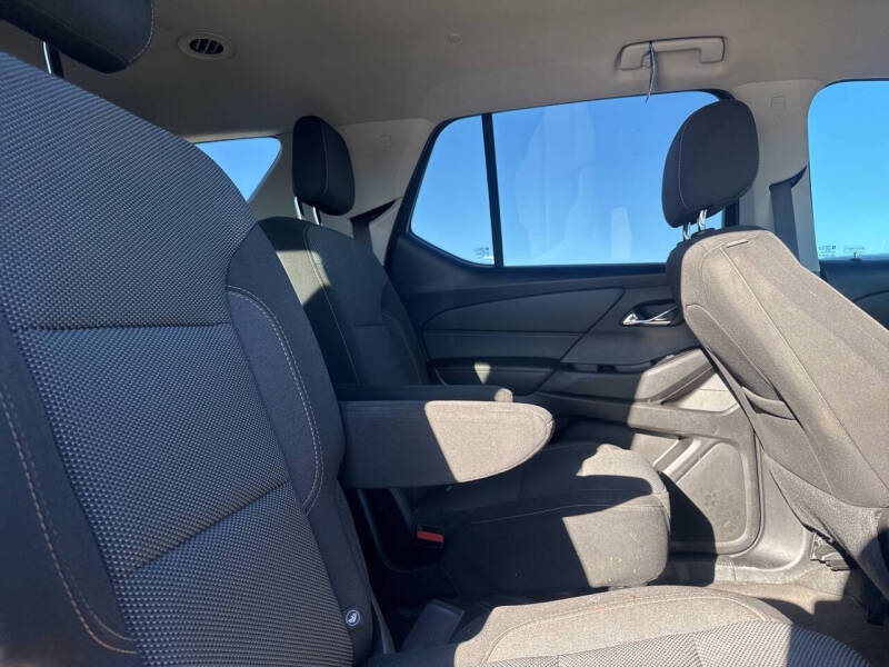 2018 Chevrolet Traverse LT Cloth