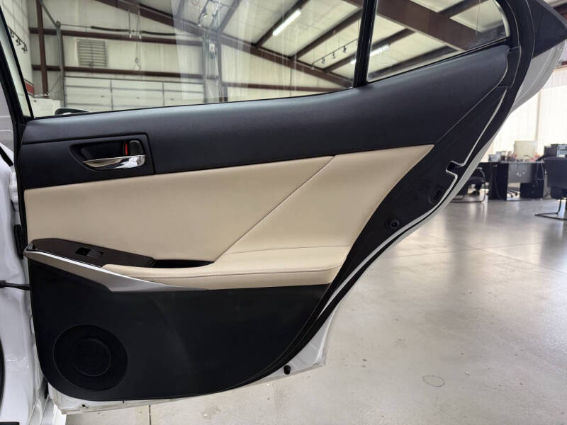 2015 Lexus IS 250