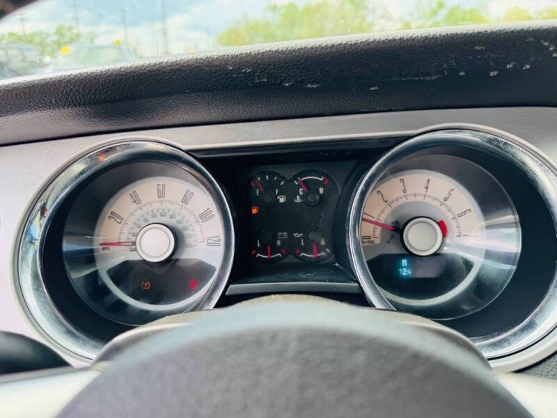 2010 Ford Mustang V6