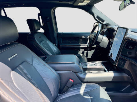2022 Ford Expedition MAX Platinum