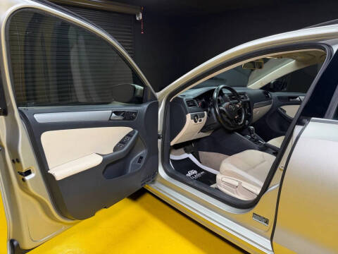 2016 Volkswagen Jetta