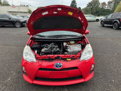 2013 Toyota Prius c