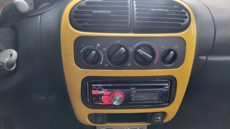 2004 Dodge Neon SXT