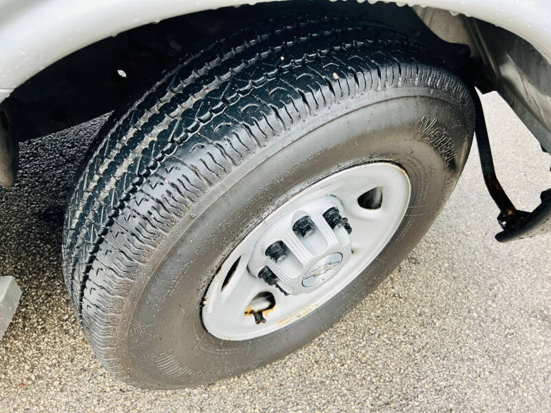 2017 Chevrolet Express LS 3500