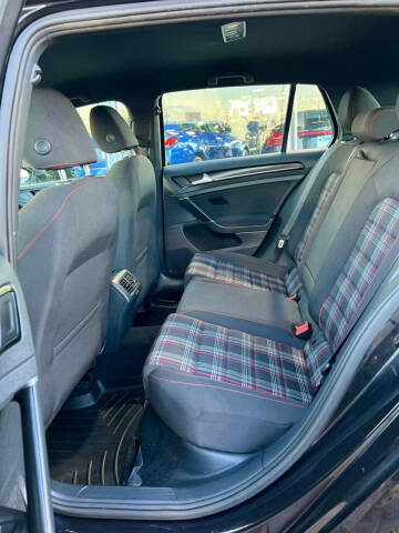 2016 Volkswagen Golf GTI