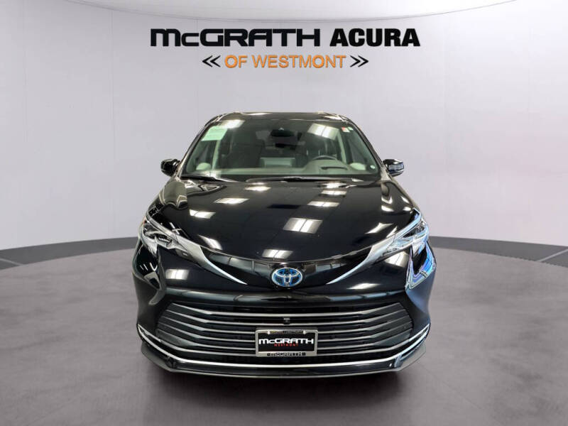 2023 Toyota Sienna Platinum 7-Passenger