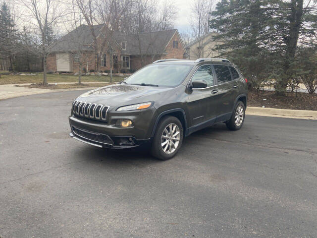 2016 Jeep Cherokee for sale at ZAKS AUTO INC in Detroit, MI