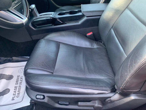 2006 Ford Mustang V6 Standard