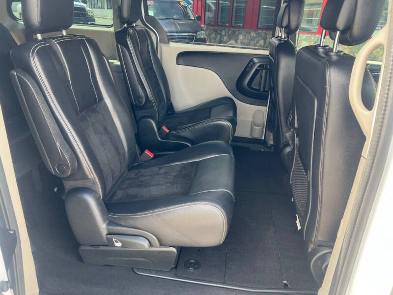2017 Dodge Grand Caravan SXT