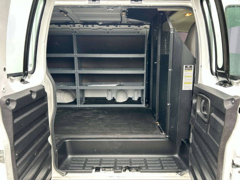 2021 Chevrolet Express 2500