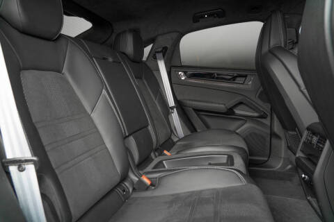 2024 Porsche Cayenne Turbo GT