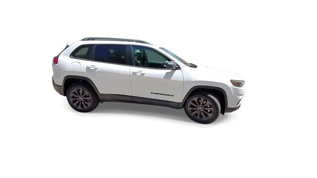 2021 Jeep Cherokee for sale at Bowman Auto Center in Clarkston, MI