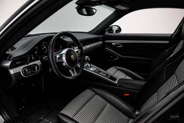 2014 Porsche 911 Carrera S