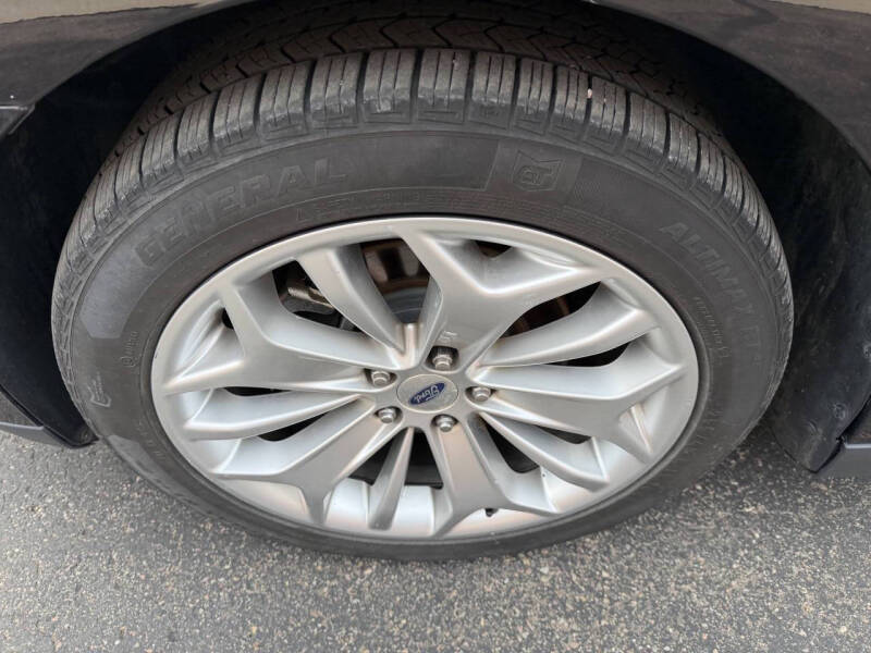 2019 Ford Taurus Limited