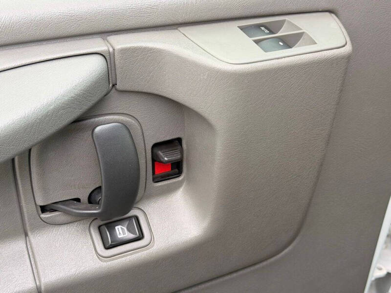 2015 Chevrolet Express 2500