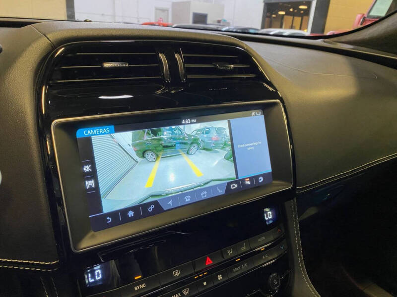 2019 Jaguar F-PACE S