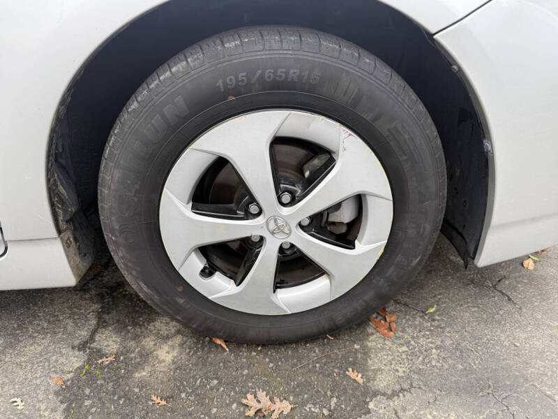 2012 Toyota Prius Two