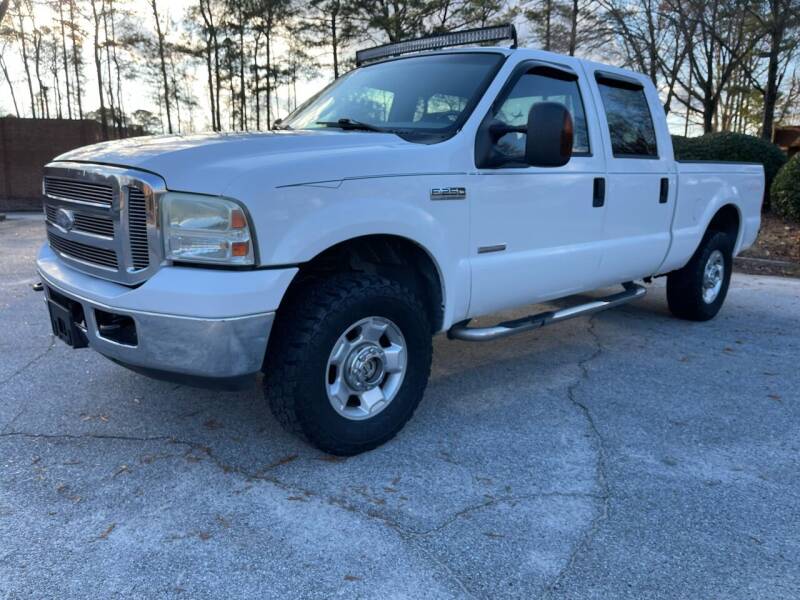 2006 Ford F-250 Super Duty for sale at United Luxury Motors in Stone Mountain GA
