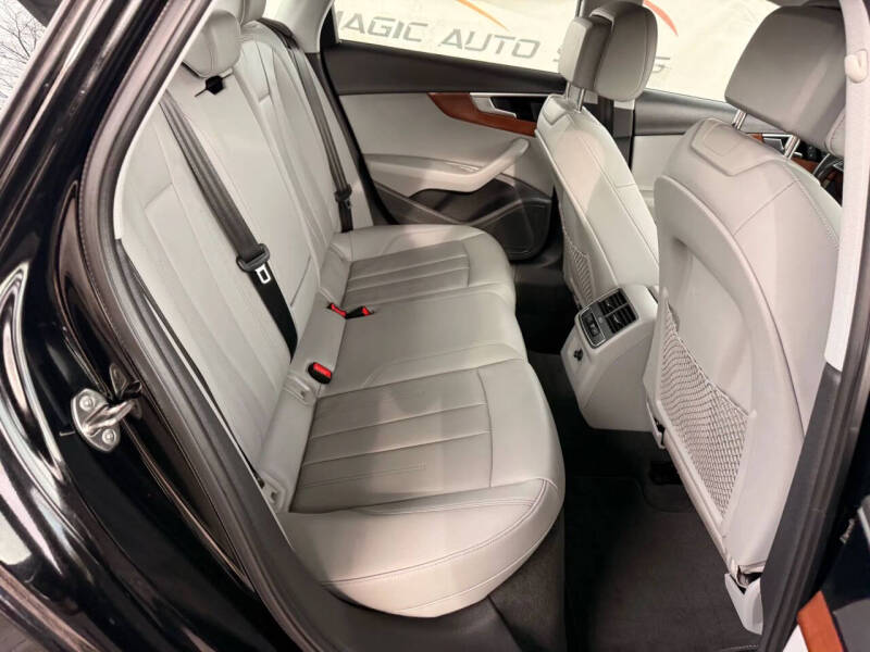 2021 Audi A4 quattro Premium 40 TFSI