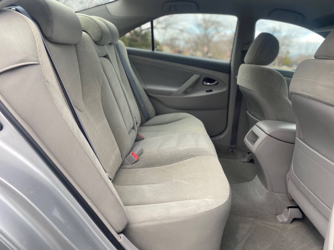 2007 Toyota Camry for sale at Ideal Cars LLC in Skokie, IL