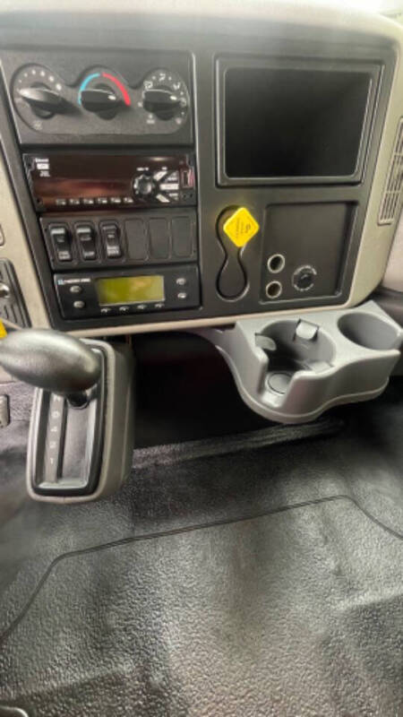 2019 International DuraStar 4300