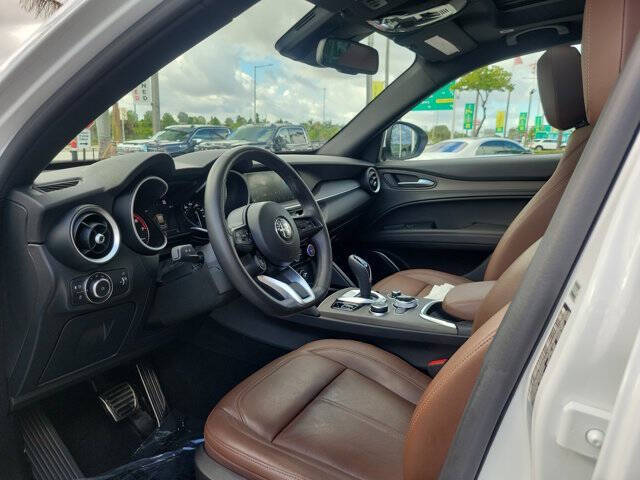 2022 Alfa Romeo Stelvio Ti