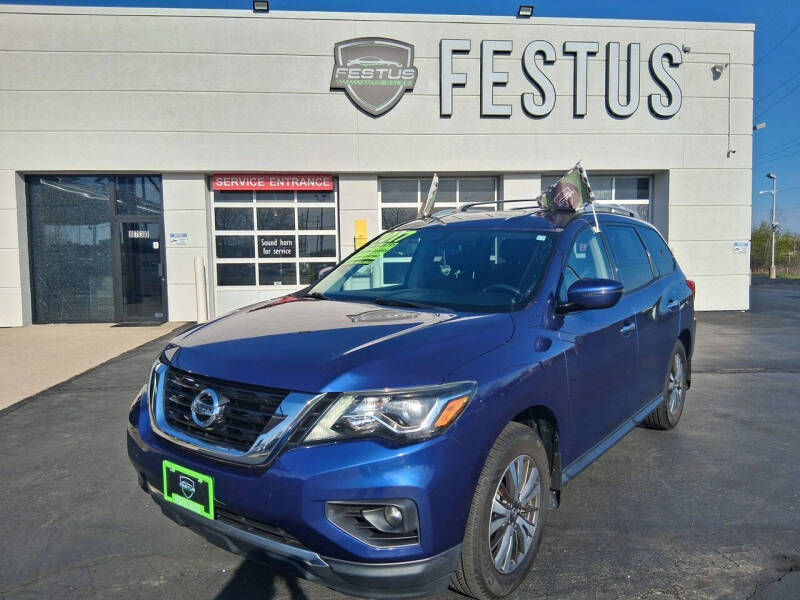 2017 Nissan Pathfinder SV