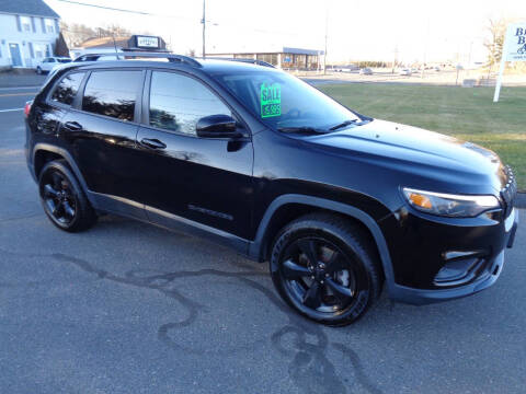 2019 Jeep Cherokee for sale at BETTER BUYS AUTO INC in East Windsor CT