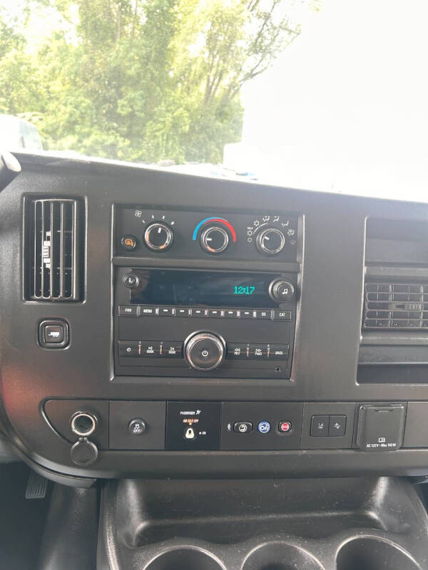 2019 Chevrolet Express 2500