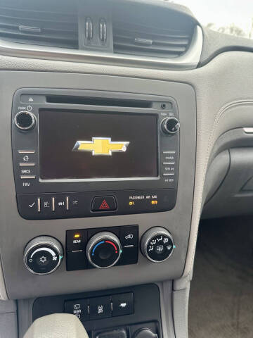 2017 Chevrolet Traverse LS