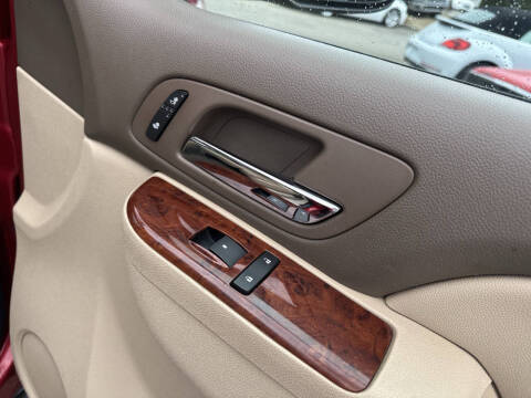 2012 Chevrolet Suburban LT