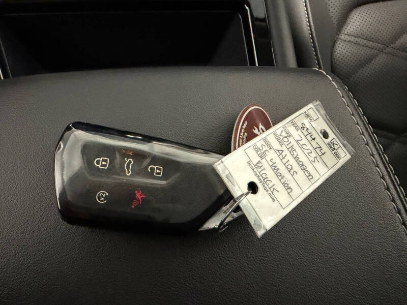 2025 Volkswagen Atlas SE 4Motion