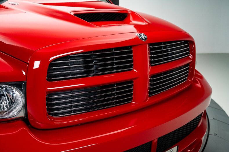 2004 Dodge Ram 1500 SRT-10